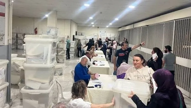 الحفاظ على المناصفة البلدية لبيروت يلاحق اللوائح المتنافسة
