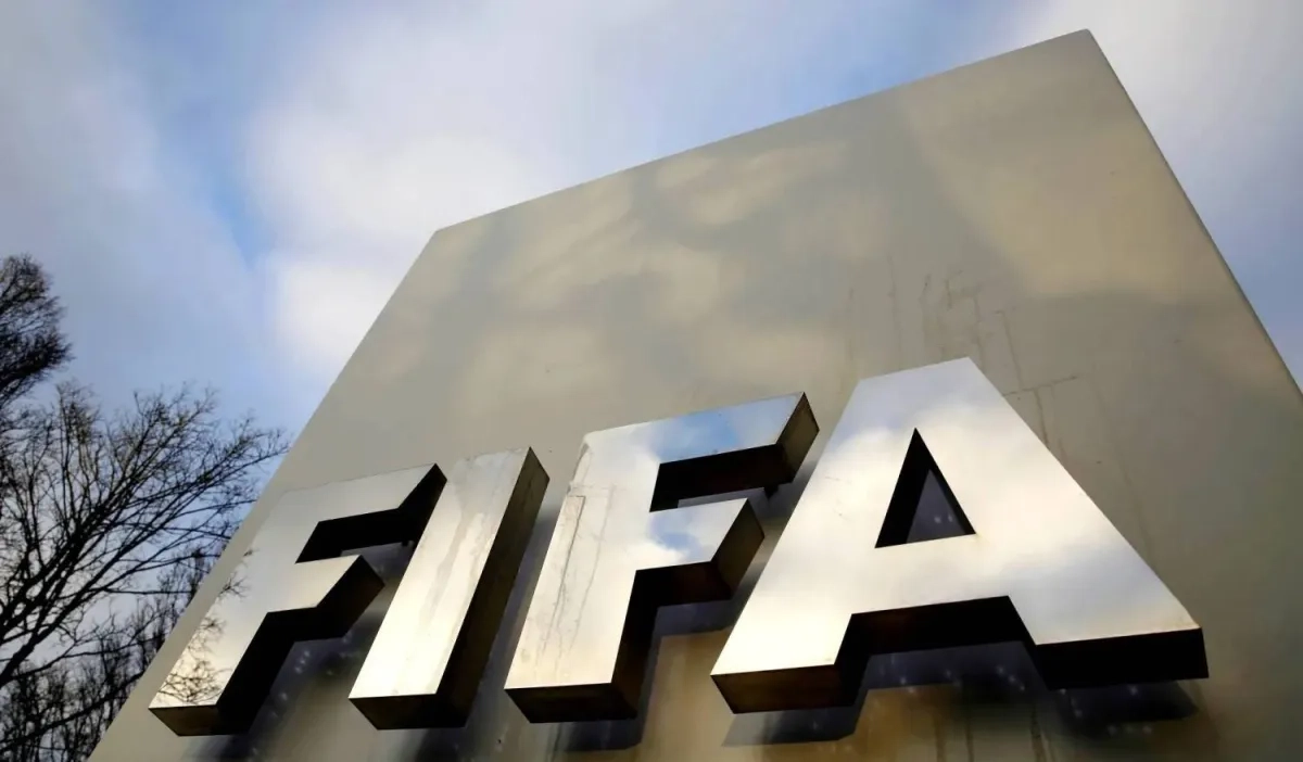 «فيفا» يرفع الإيقاف عن اتحاد الكونغو