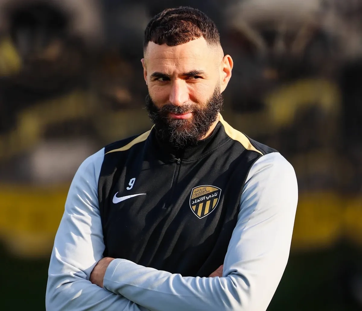 من الكره إلى الحب... بنزيمة صانع انتصارات الاتحاد