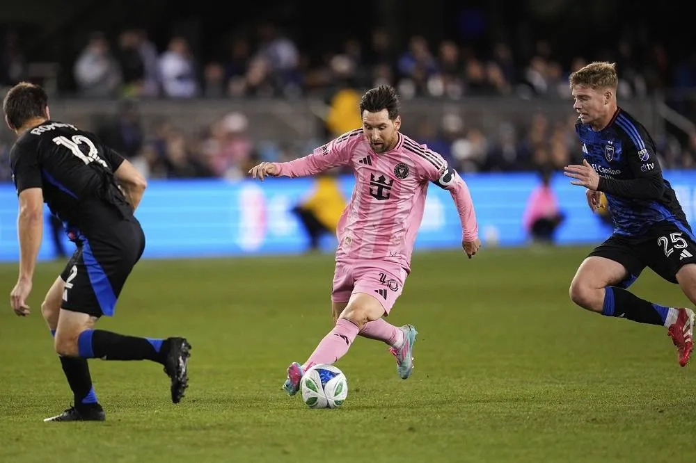 Messi Named in List of Argentina Probables for June Fixtures