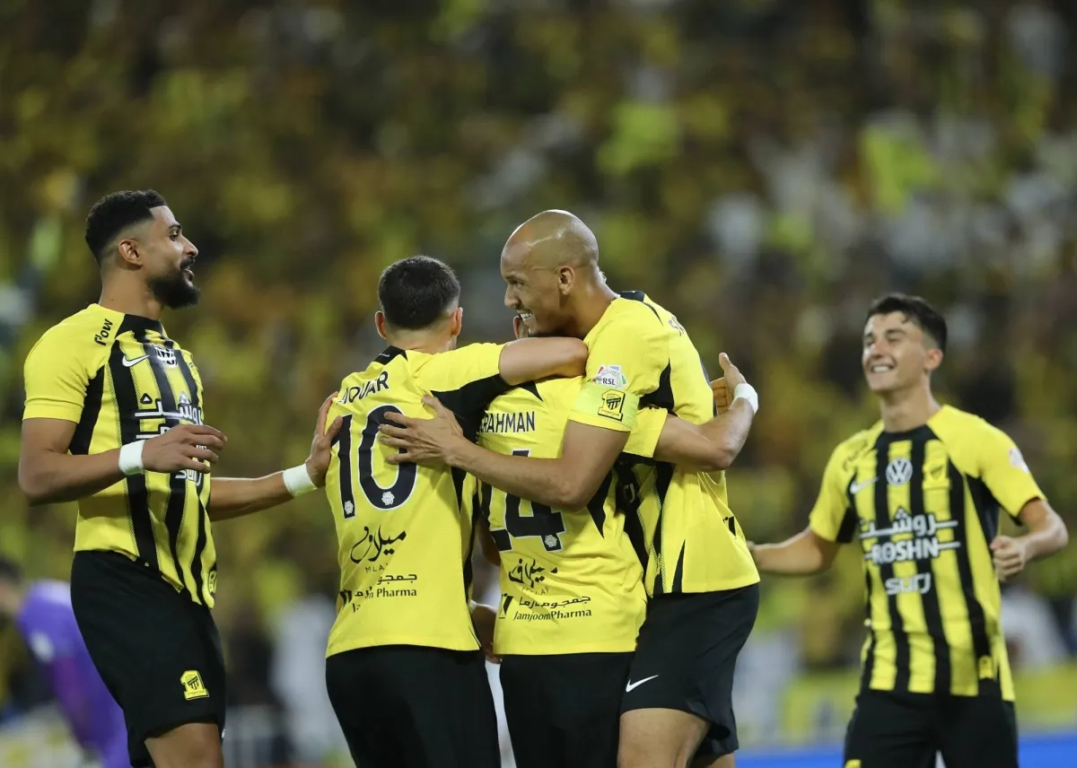 كيف قضى الاتحاد يومه قبل «معركة حسم لقب الدوري السعودي»؟