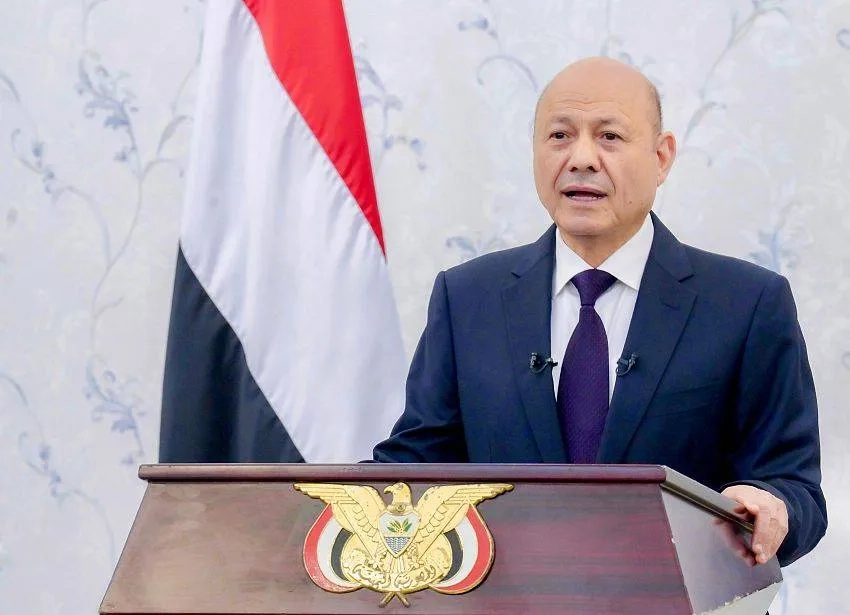العليمي من بغداد: نخوض معركة مصيرية ضد «الحوثي»