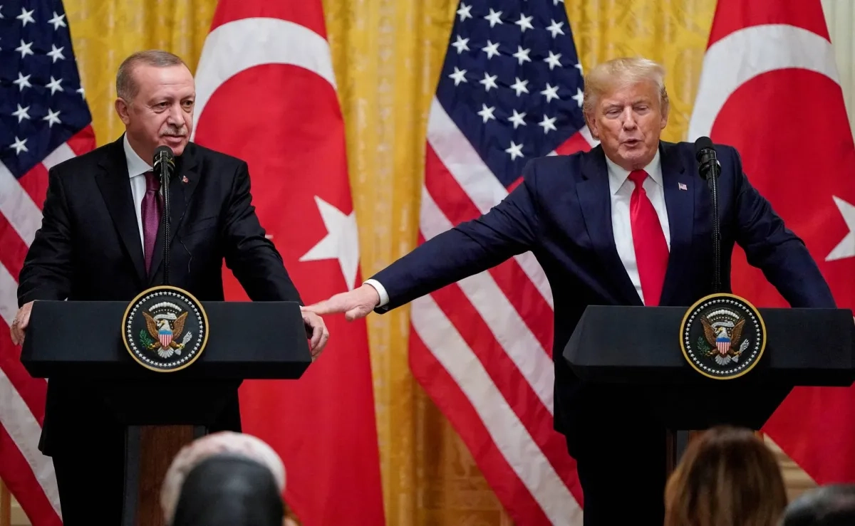 إردوغان يعوّل على «صداقة» ترمب لرفع عقوبات «كاتسا» عن تركيا