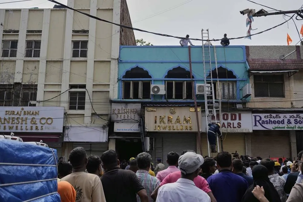 At Least 17 Killed in India Building Fire