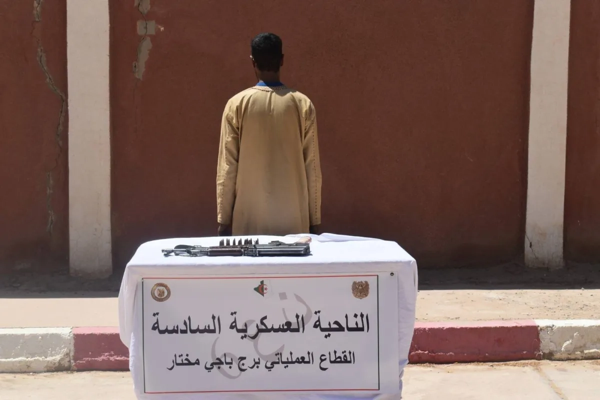مقتل إرهابيَين ومصادرة أسلحة شرق الجزائر