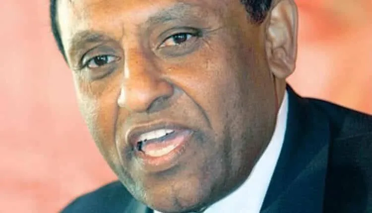 من هو كامل إدريس رئيس وزراء السودان الجديد؟