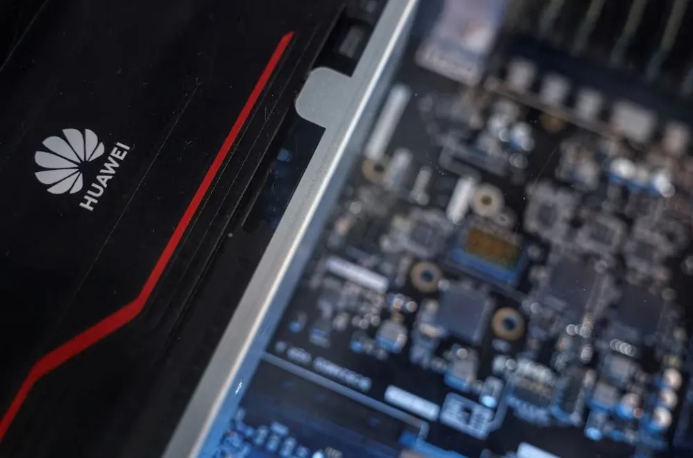 Huawei Launches 1st Laptops Using Home-grown Harmony Operating System