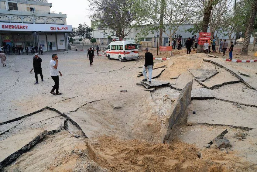 قصف إسرائيلي يتسبب في انقطاع الكهرباء عن المستشفى الإندونيسي بشمال غزة