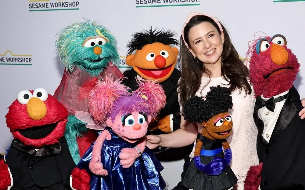 YouTube Star Educator Ms Rachel Draws Ire Over Gaza Appeals
