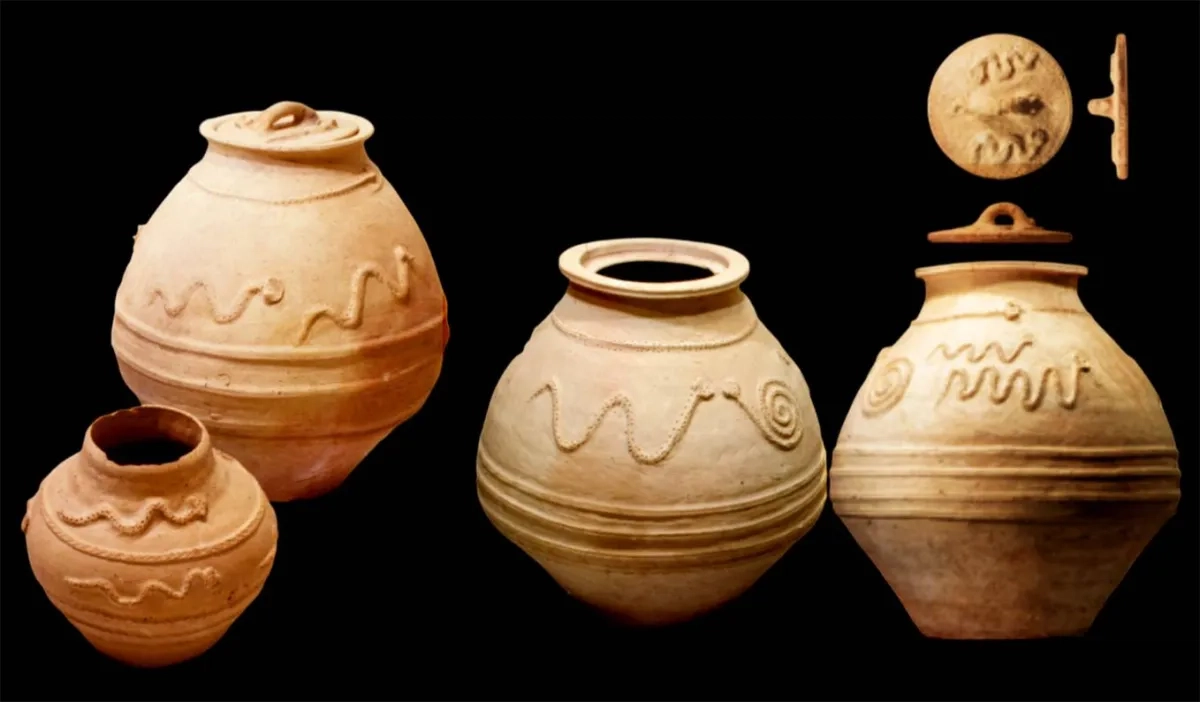 أفاعي ساروق الحديد