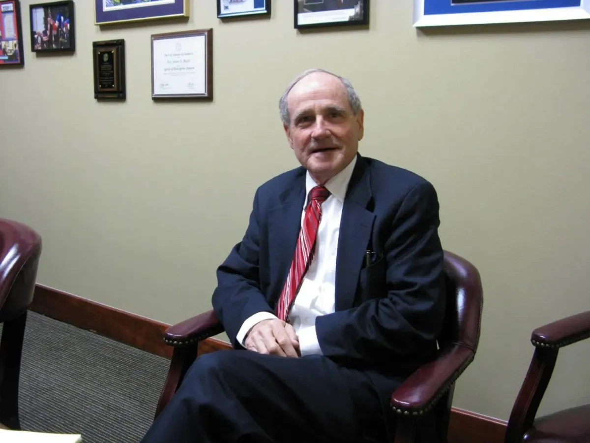 US Senator Risch to Asharq Al-Awsat: Lebanon Must Buck the Presence of Hezbollah Once and for All