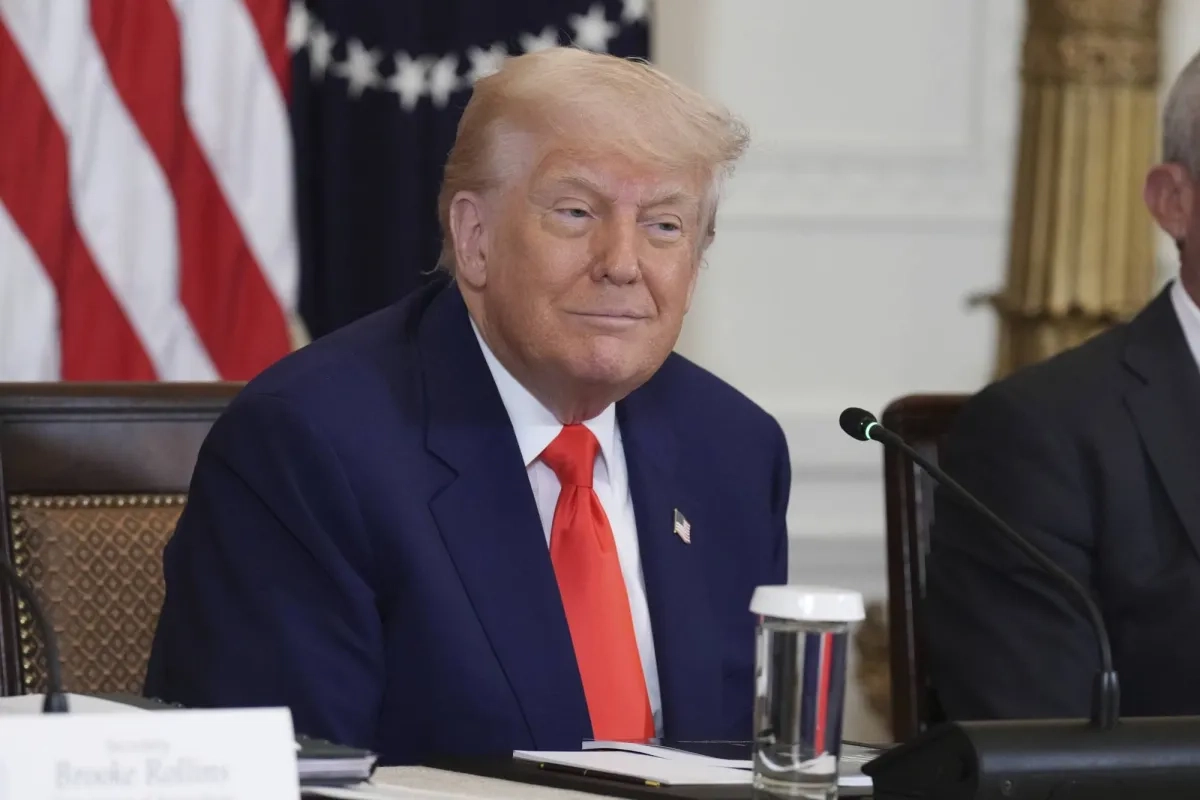 Trump Threatens New Tariffs on European Union and Apple, Reigniting Trade Fears