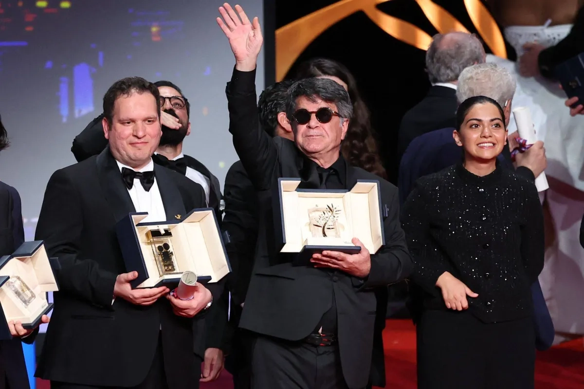 مهرجان «كان» يمنح سعفته الذهبية لفيلم إيراني‬