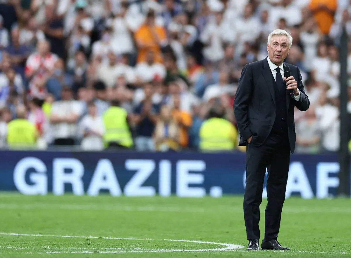 بين دموع بيريز وأحاديث مع ألونسو… هكذا ودّع كارلو أنشيلوتي ريال مدريد