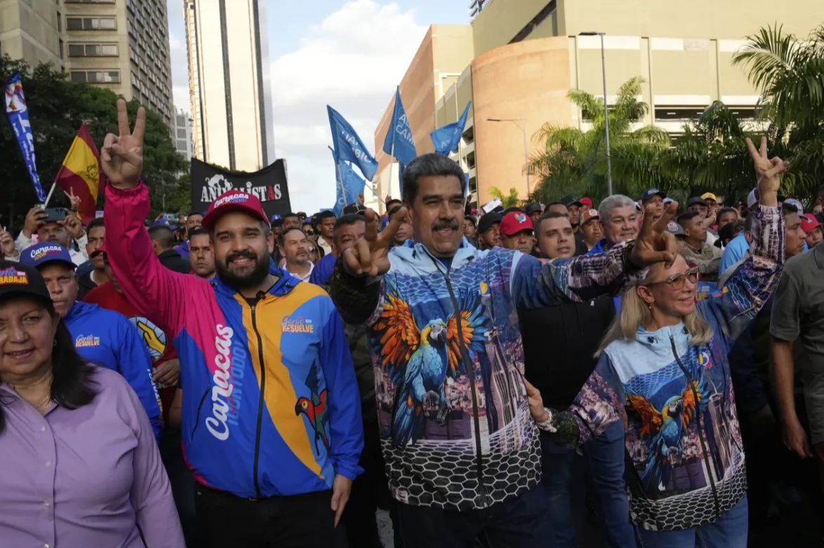 Venezuelans Vote for Lawmakers, Governors as Opposition Calls for Election Boycott