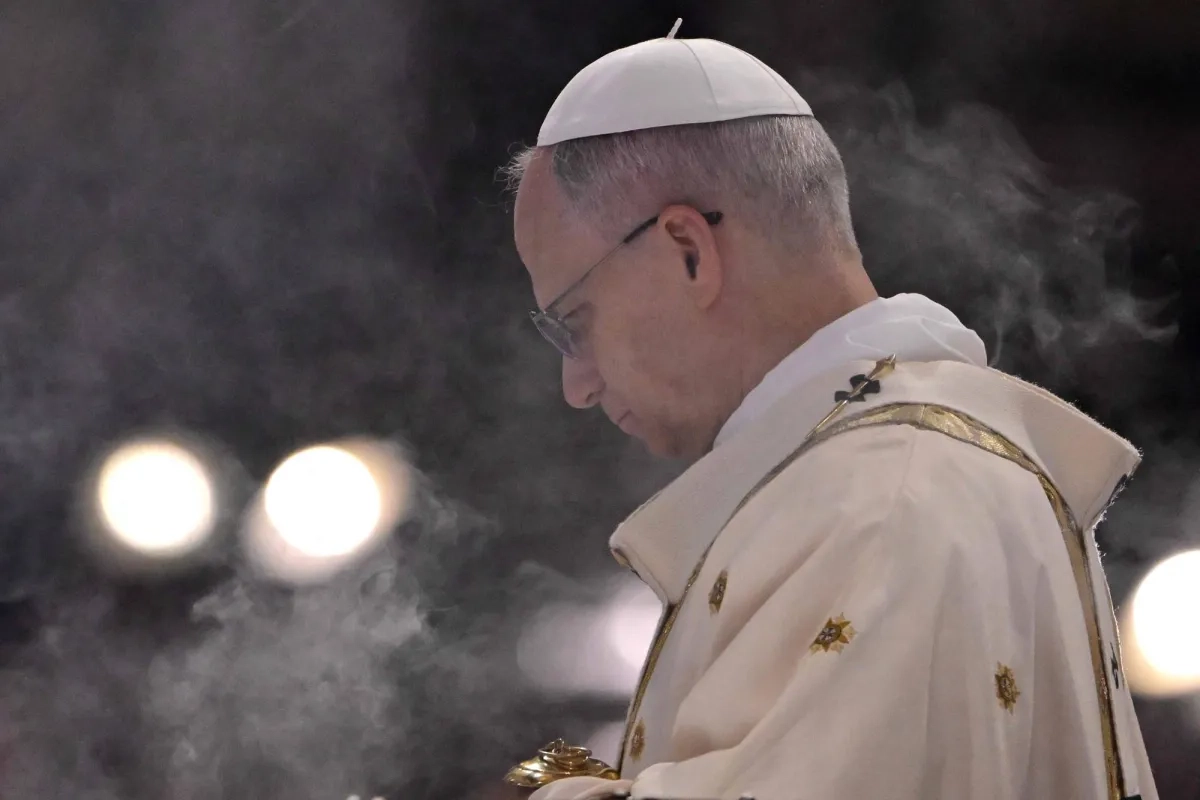 Pope Leo XIV Declares 'I am Roman!' as he Completes Formalities to Become Bishop of Rome