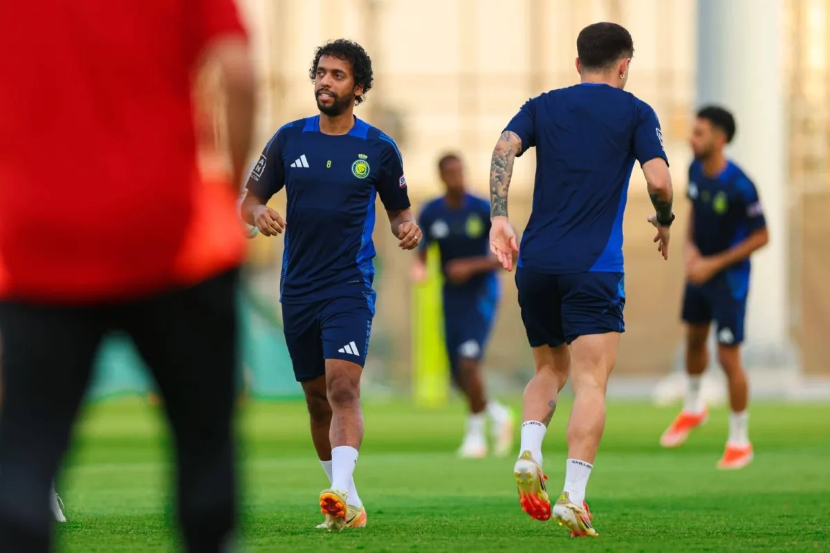 مصادر لـ«الشرق الأوسط»: الصليهم يقود وسط النصر أمام الفتح