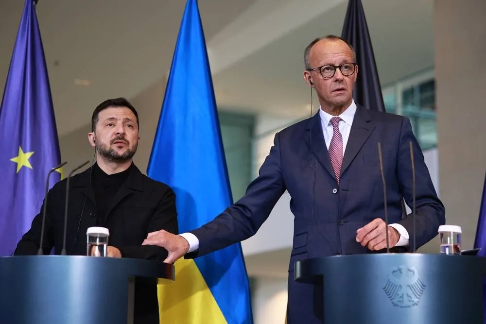 Germany's Merz Offers to Help Ukraine Develop Its Own Long-Range Missiles to Hit Russia