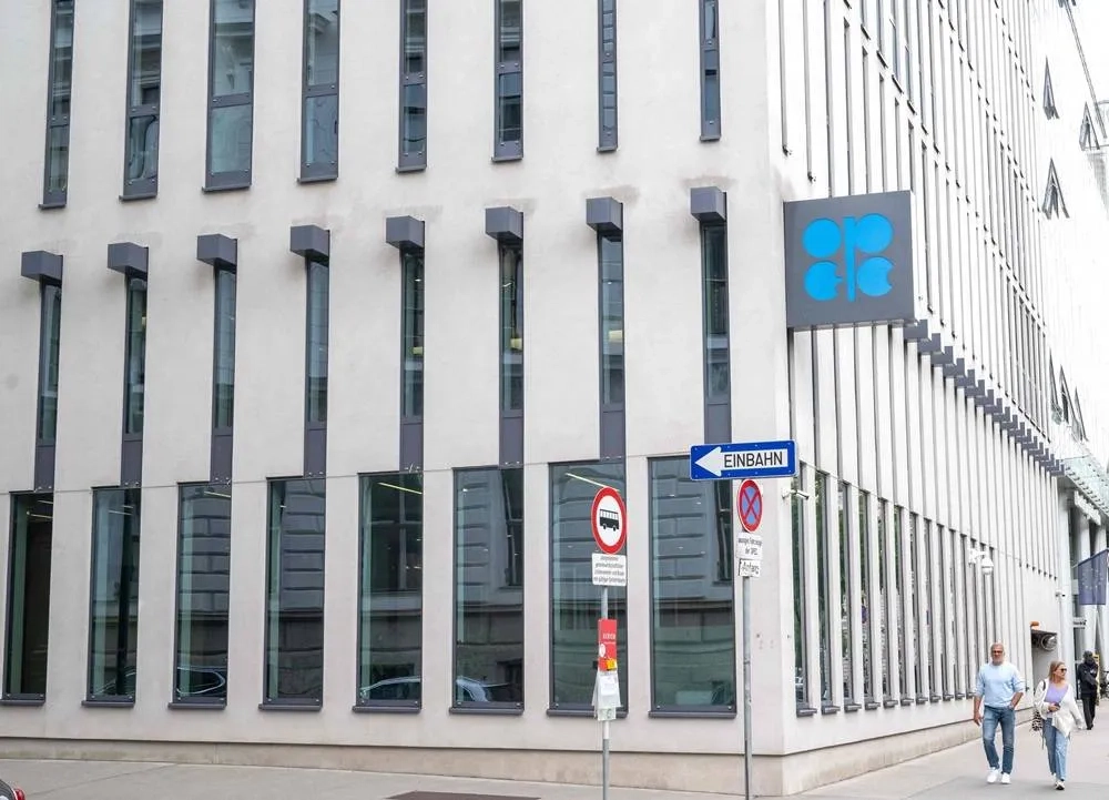 OPEC+ Adopts Plan for 2027 Baselines
