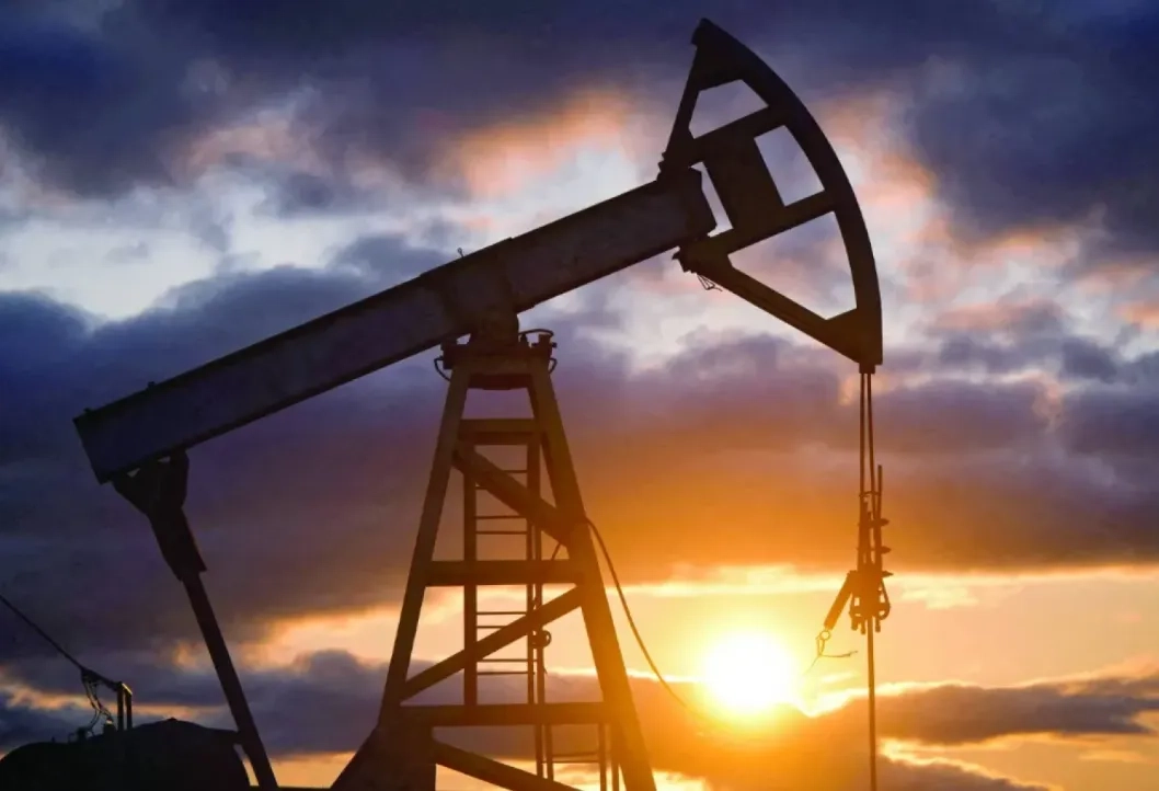 Oil Prices Advance as US Court Blocks Trump Tariffs