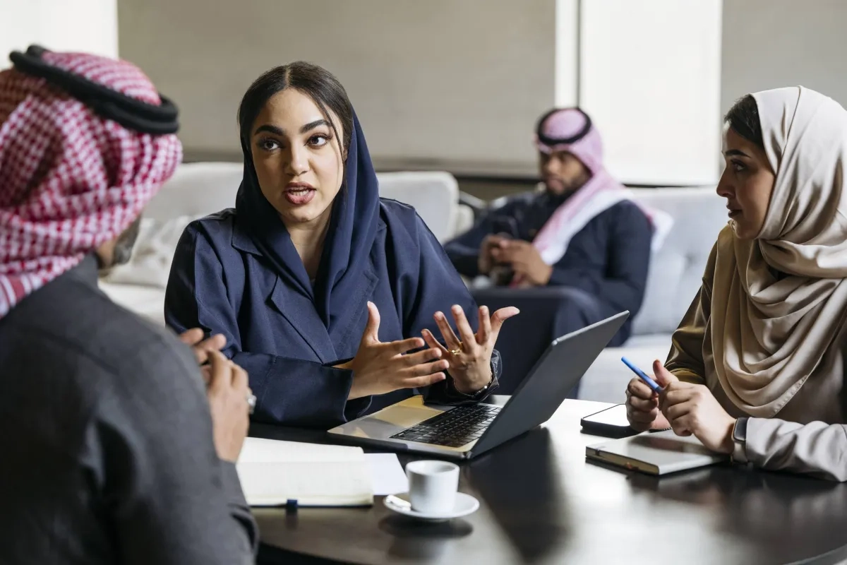 بين القلق والقبول... كيف ومتى يفكر الناس في مشاركة بياناتهم؟