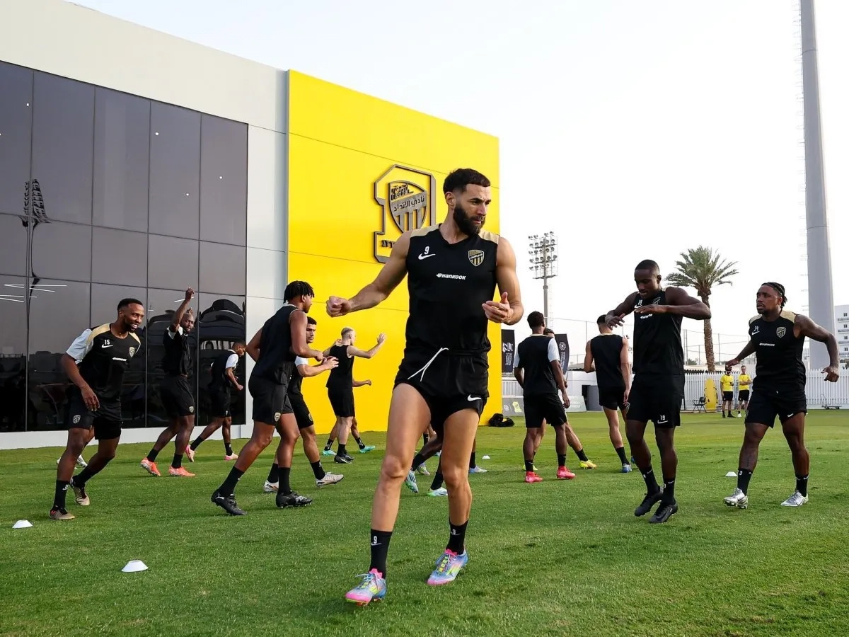 كأس الملك بين جموح القادسية وتمرس الاتحاد