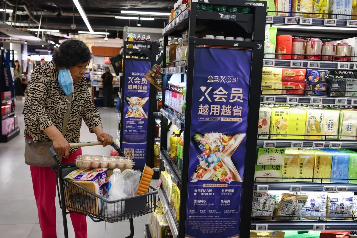 China's Manufacturing Activity Contracts Amid Trade Tension