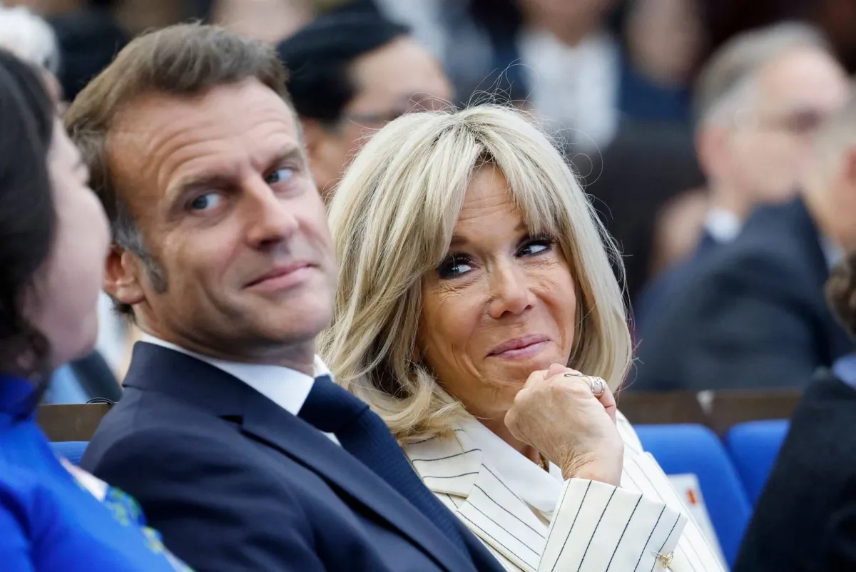 Trump's Advice to Macron: ‘Make Sure the Door Remains Closed'