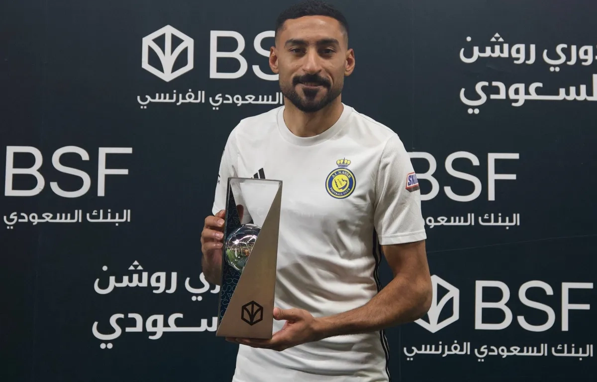 الدرعية يستهدف حسن «النصر» ودوسري «الهلال»