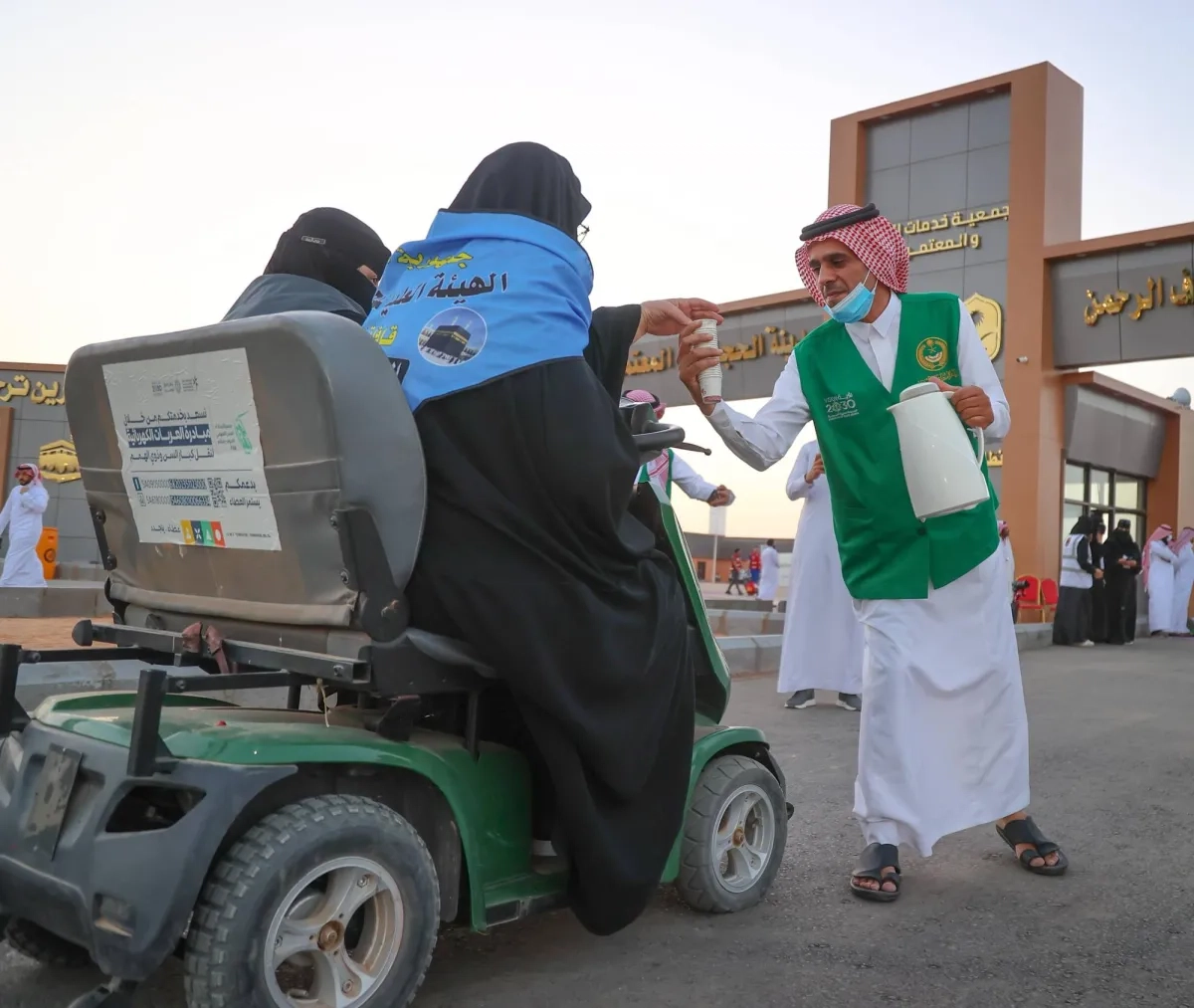 وفيات حجاج قبل الوصول تثير تساؤلات عن التزام الشروط الصحية في دولهم