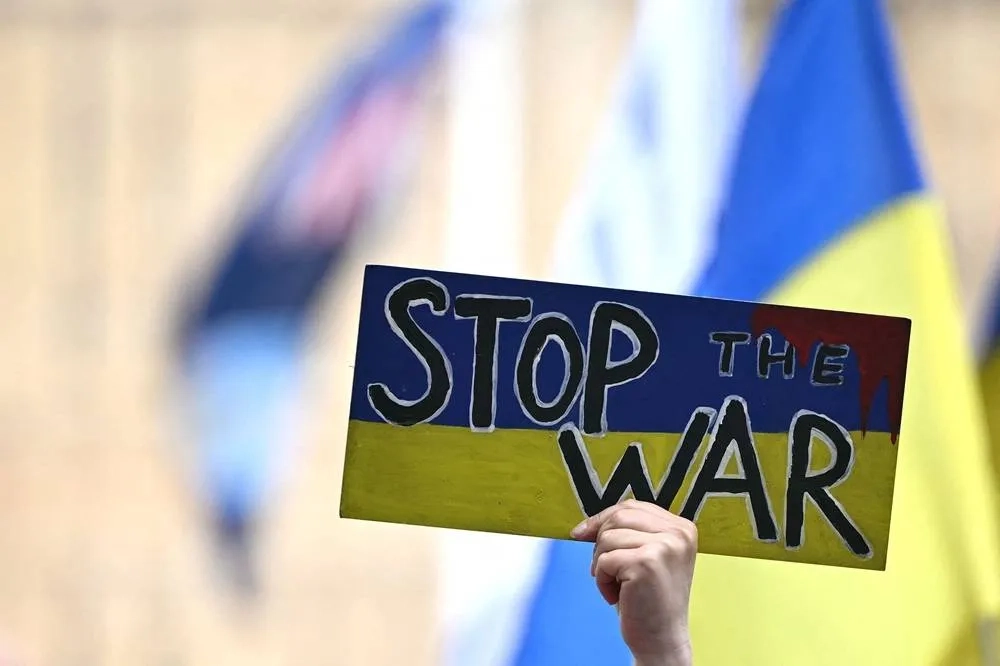 Russia and Ukraine Step Up the War on Eve of Peace Talks