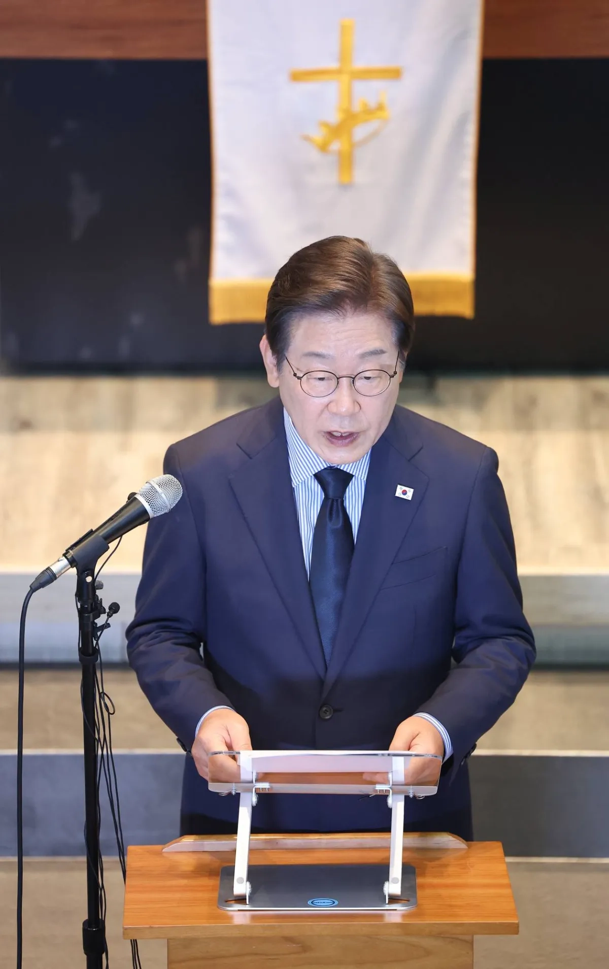 South Korea Presidential Hopefuls Make Final Pitch to Voters ahead of Election