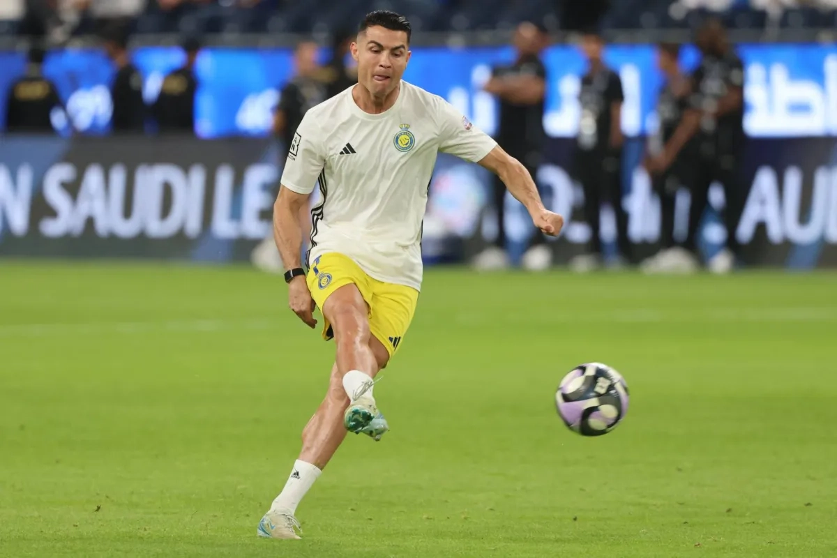 «النصر» يقدم خطة جديدة لتمديد عقد رونالدو