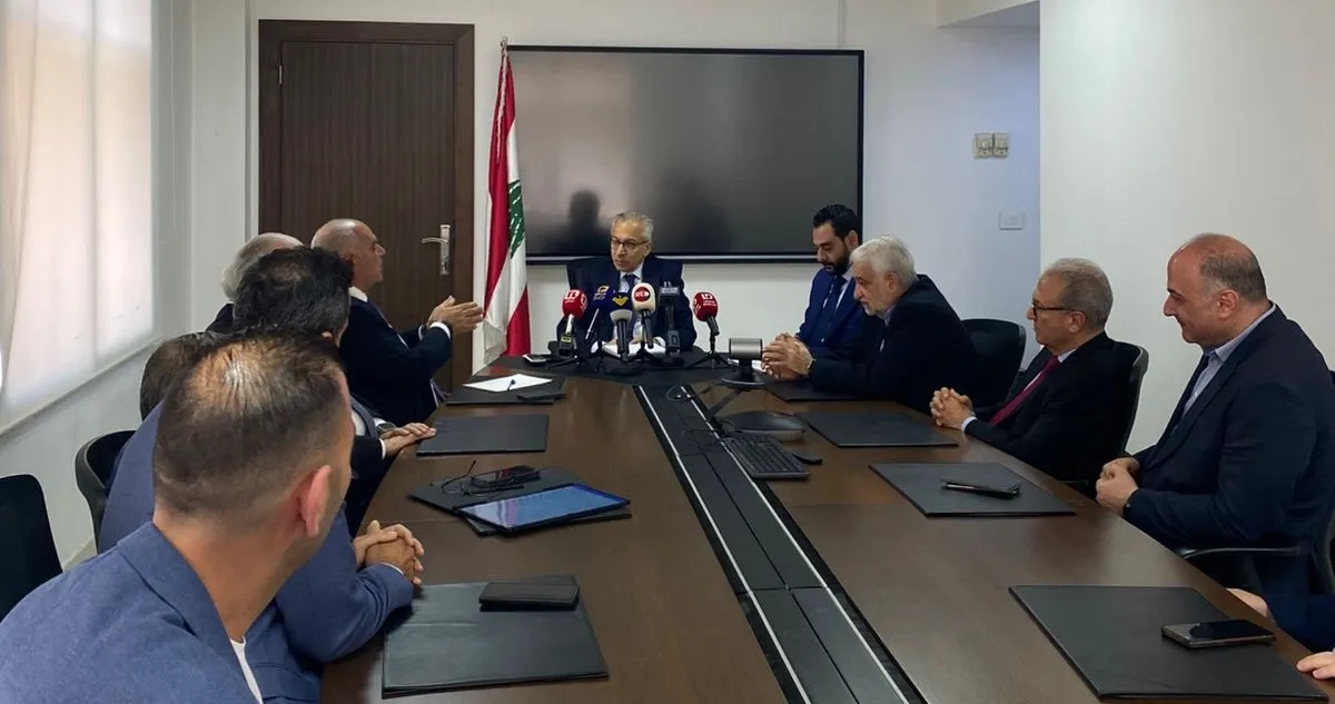 النقابات اللبنانية تهدد بـ«الشارع» رفضاً لزيادة رسوم المحروقات