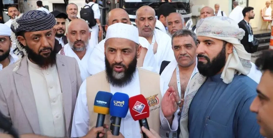 Israeli Strikes Wipe Out Sanaa Return Option for Yemeni Pilgrims