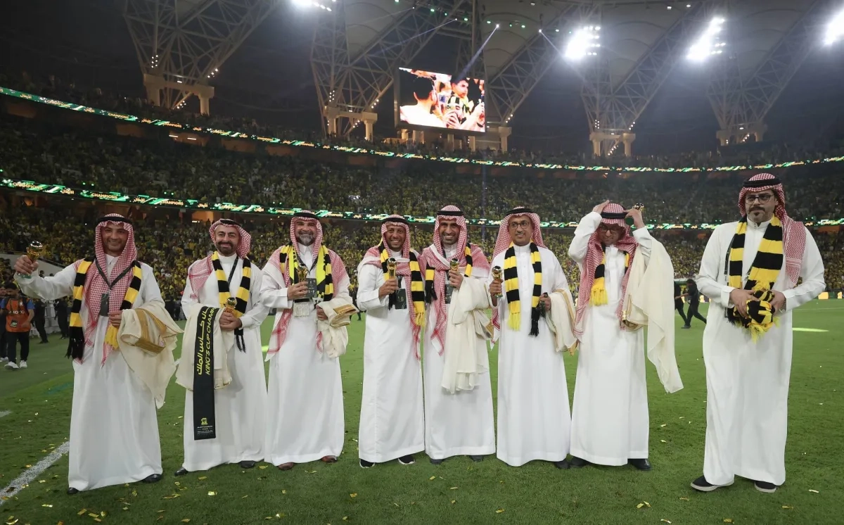 مشعبي يودع كرسي الاتحاد... ويعلن عودته للمدرجات