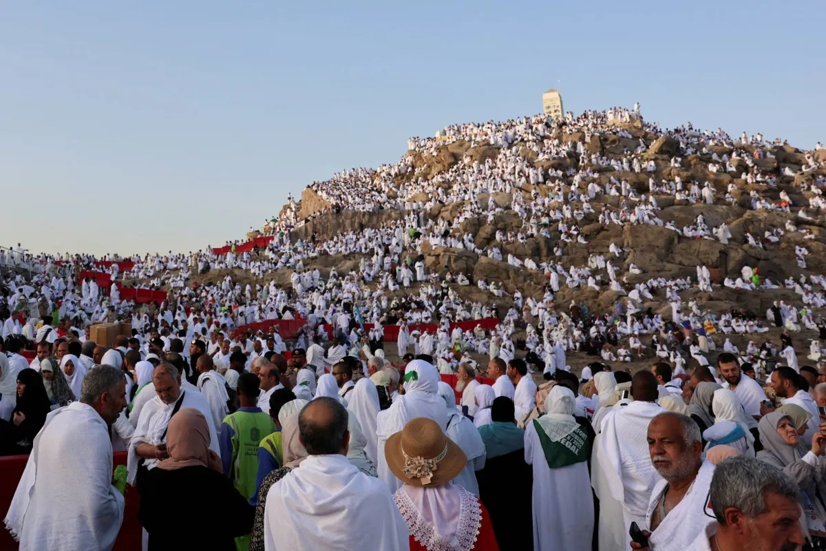 الحجاج يستقرون في منى بعد نجاح التصعيد