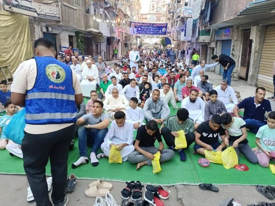 أحزاب مصرية تستغل تجمعات العيد للترويج لمرشحيها البرلمانيين