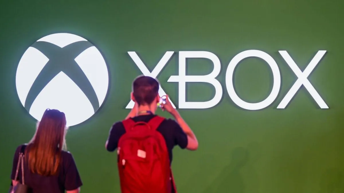 Microsoft Unveils Rog Xbox Ally Handheld Video Game Devices