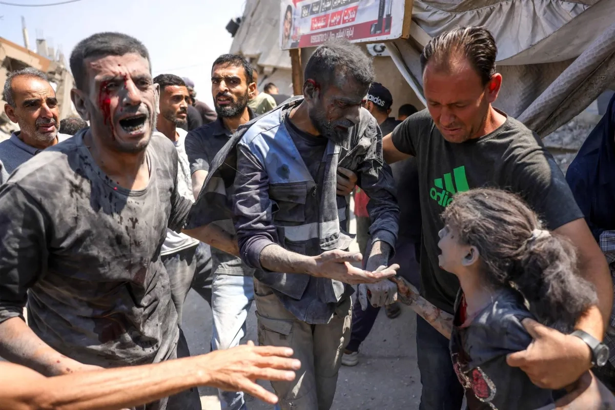 طاقم السفينة «مادلين» ينتظر الترحيل من إسرائيل