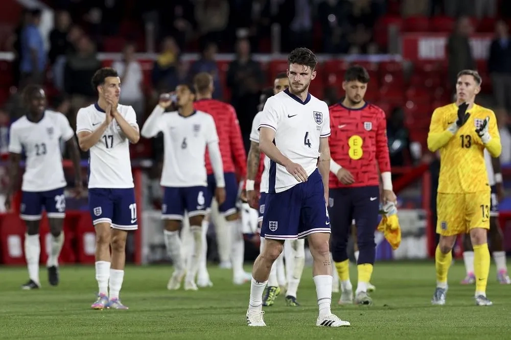 England Booed After Losing to Senegal for First Defeat Under Coach Thomas Tuchel