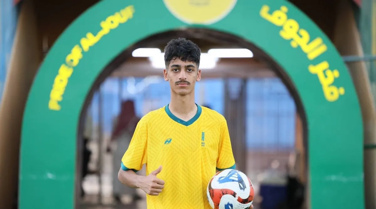 الشمري «موهبة العروبة» على رادار كبار الدوري السعودي