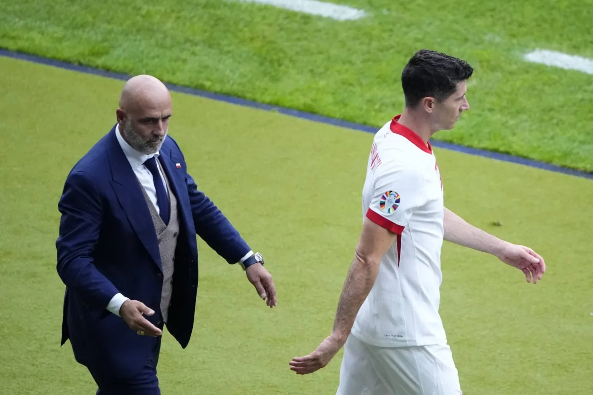 Poland Manager Probierz Resigns after Row with Lewandowski