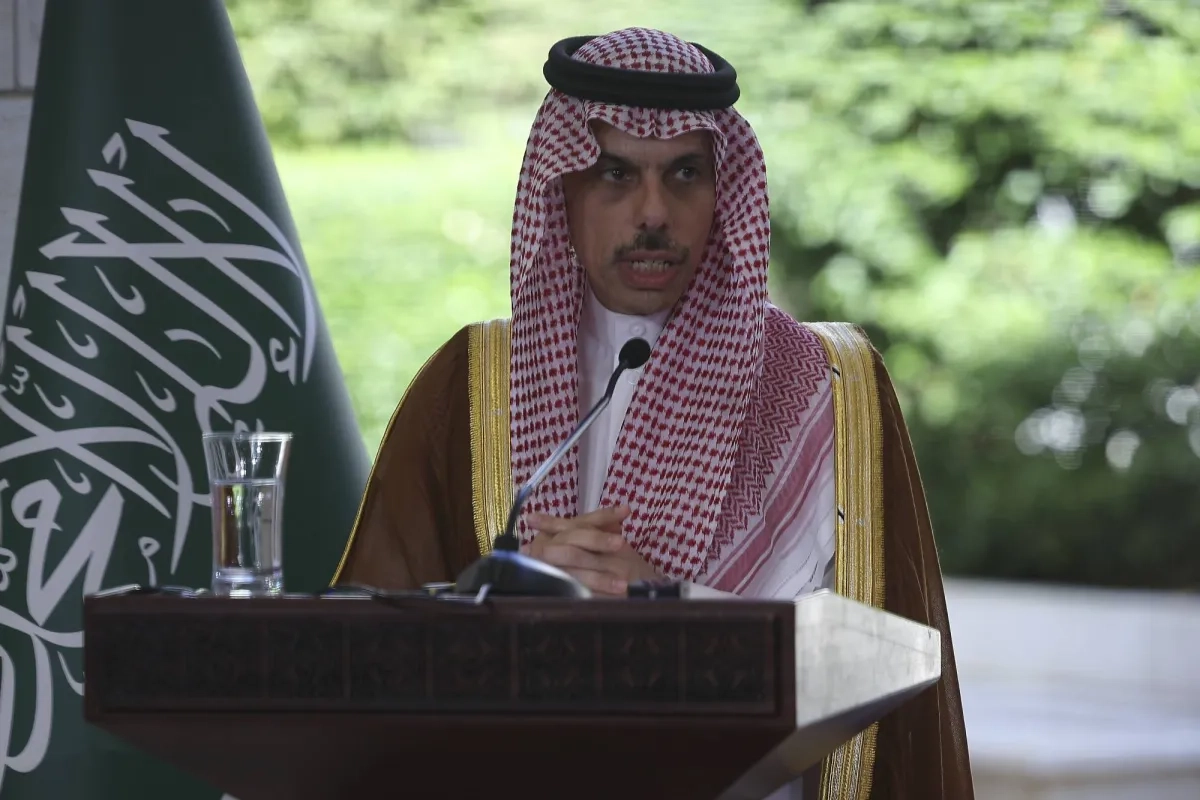 Saudi FM Holds Phone Talks with Egyptian, Jordanian Counterparts