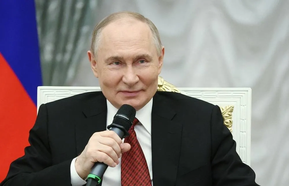 Putin Tells Netanyahu Issues Surrounding Iran's Nuclear Program Must Be Solved Through Diplomacy