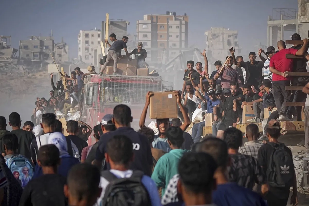 «الأونروا»: نظام توزيع المساعدات في غزة «وصمة عار»