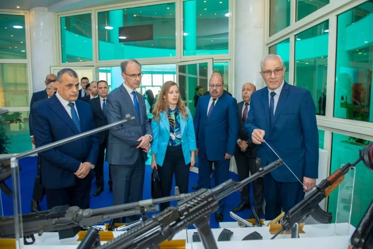 مصر لتعزيز تعاونها مع صربيا في مجالات التصنيع العسكري