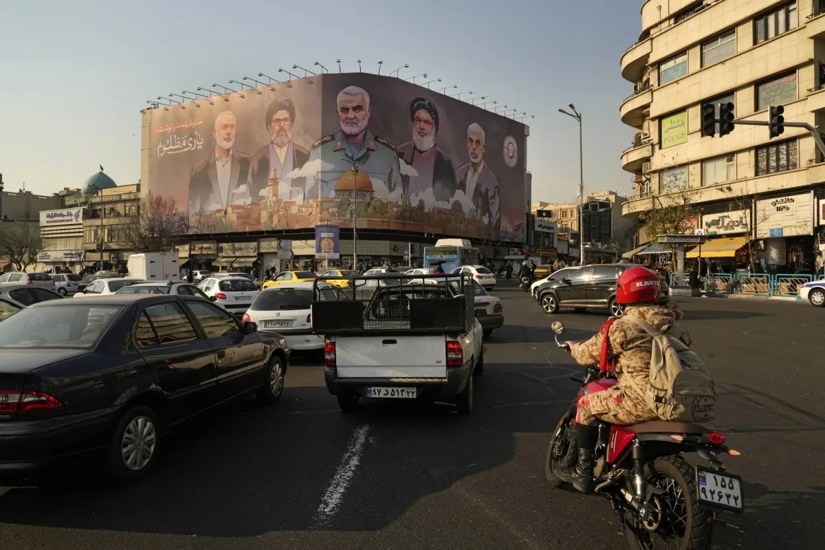 إيران: توقيف العشرات في قم وبوشهر بتهمة «التجسس لحساب إسرائيل»