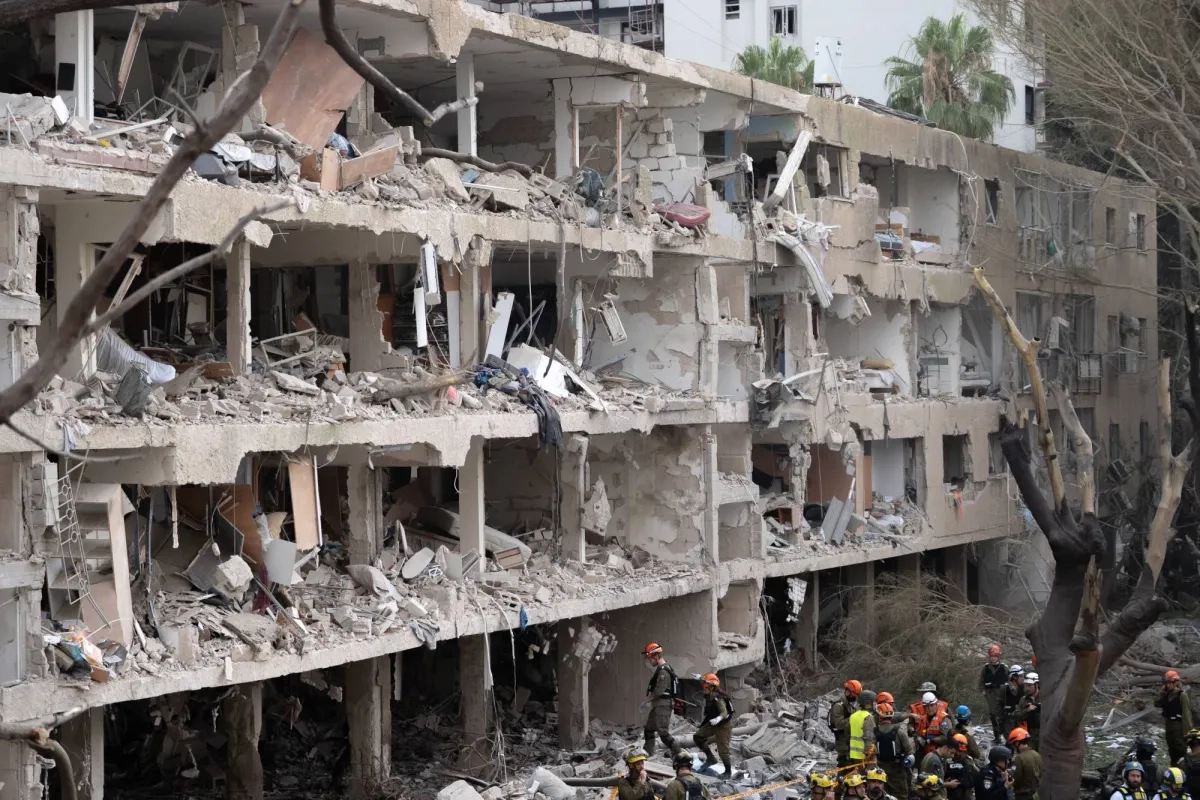 Iran Targets Multiple Sites in Israel after US Attack