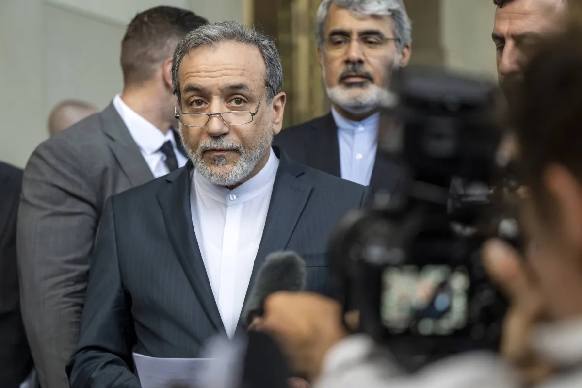 وزير الخارجية الإيراني: صواريخ «خيبر شكن» جعلتهم يتراجعون